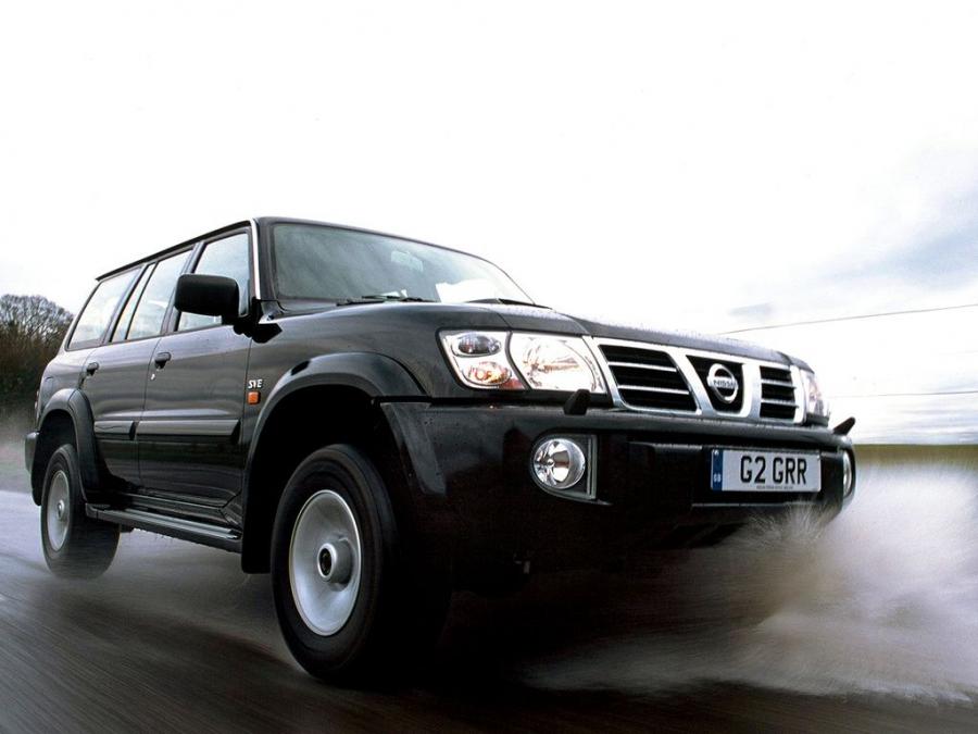  Nissan Patrol GR 5-Door 2001 года  (UK) (фото 3 из 7)